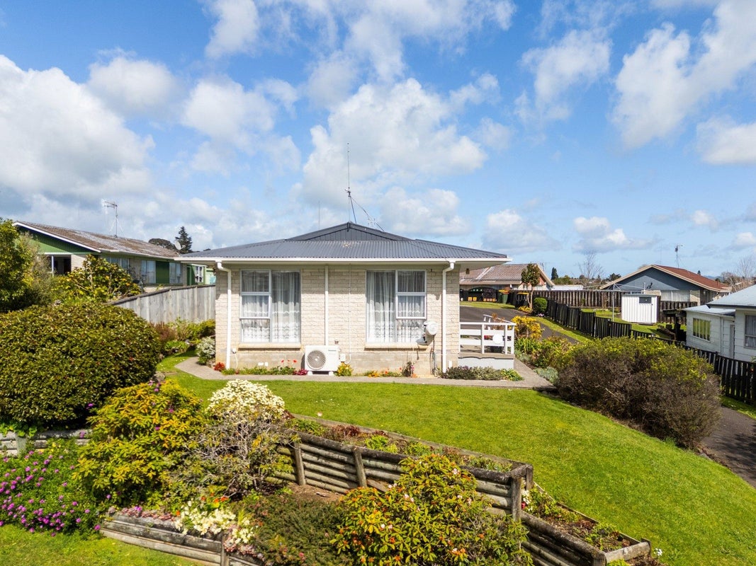 12A Millar Place, Nawton, Hamilton - Carousel 2