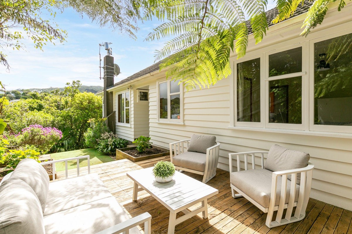 86 Curtis Street, Northland, Wellington - Carousel 1