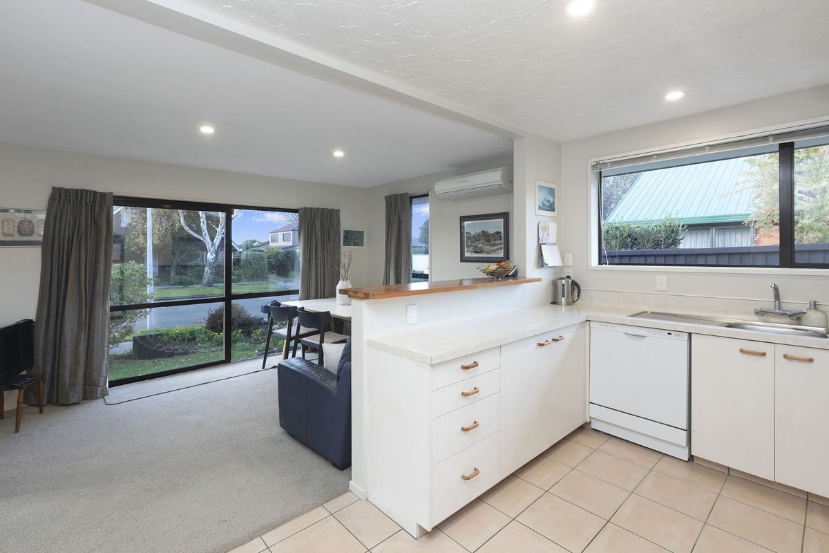 9 Harkness Place, Avonhead, Christchurch - Carousel 20