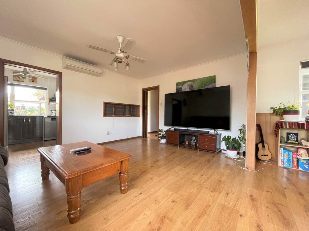 82 Barrys Road, Glendene, Auckland - Carousel 2