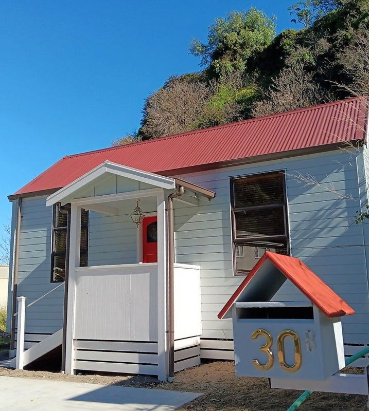 30 Chaucer Road South, Hospital Hill, Napier - Carousel 1