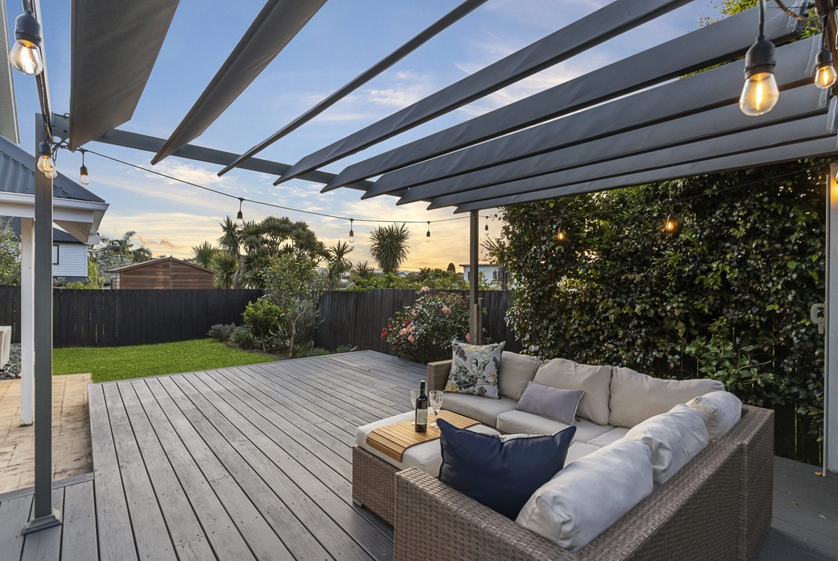 2/15 Stewart Road, Mount Albert, Auckland - Carousel 2