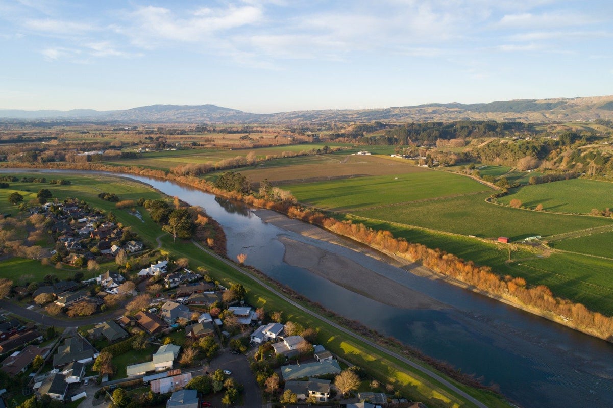 3 Riverstone Grove, Hokowhitu, Palmerston North - Carousel 28