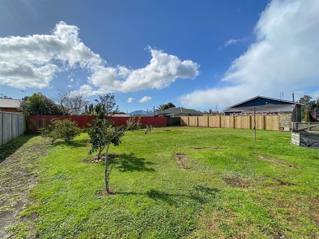 8A Richmond Street, Fitzroy, New Plymouth - Carousel 2