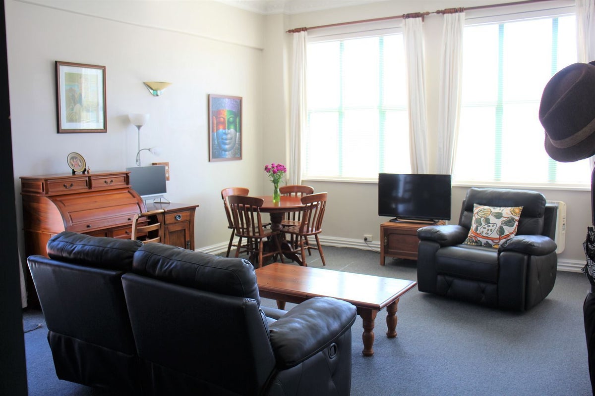 13/60 Courtenay Place, Te Aro, Wellington - Carousel 1
