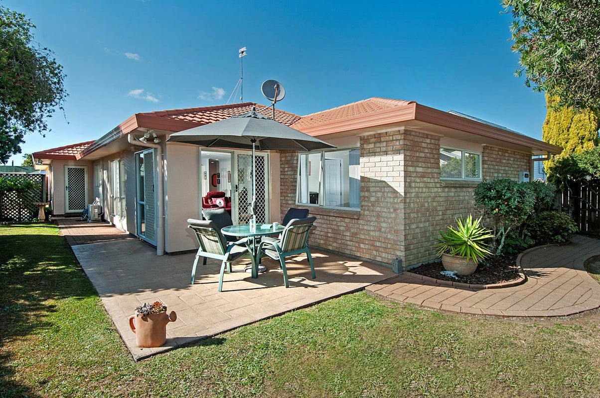 10E Rathgar Road, Henderson, Auckland - Carousel 20