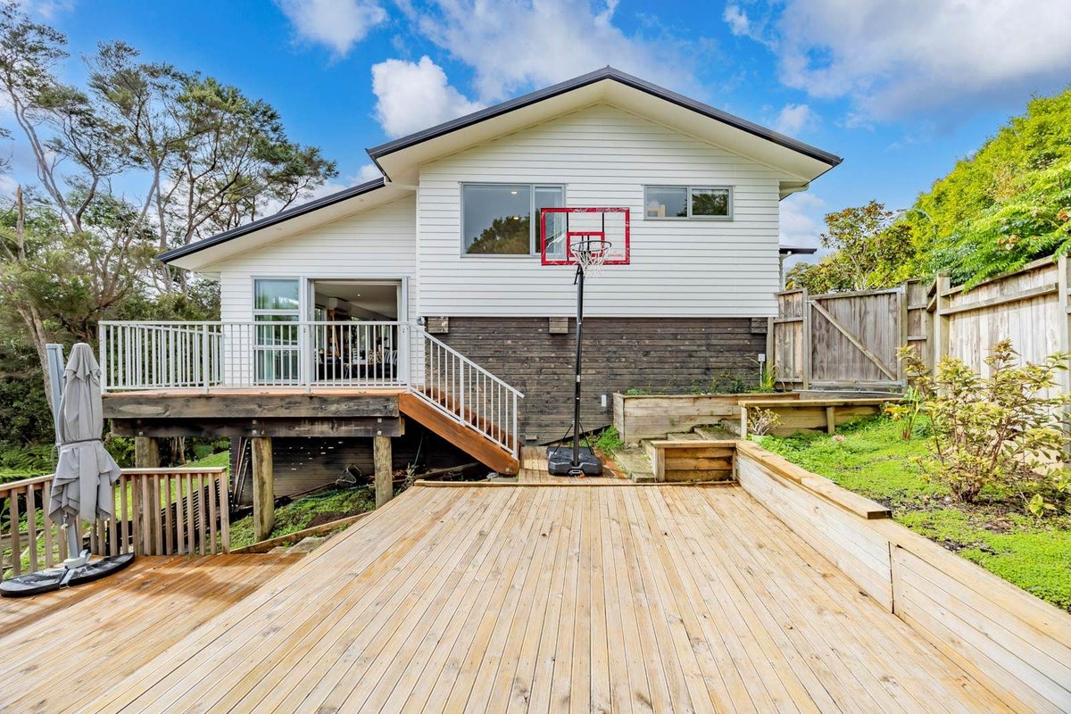 37 Bernard Magnus Lane, Greenhithe, Auckland - Carousel 2