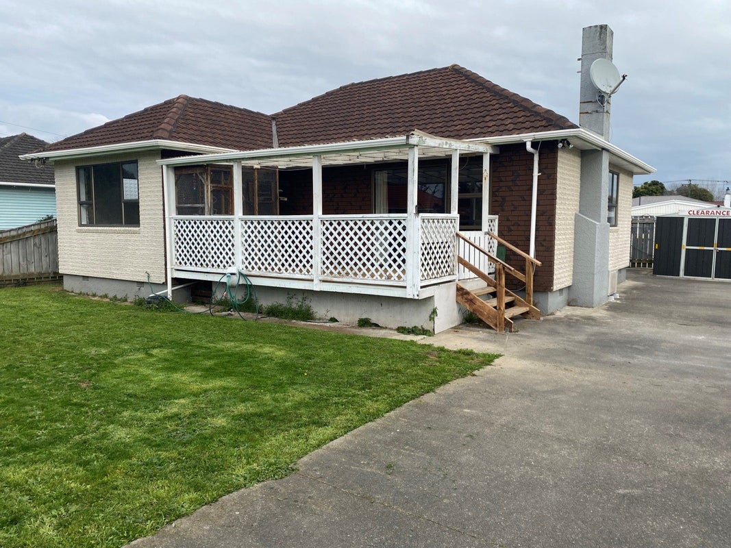 12 Royal Saint Annes Drive, Te Kamo, Whangarei - Carousel 2