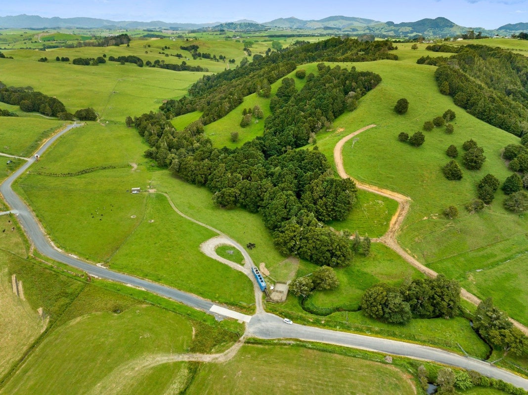 76 Roydon Drive, Ruatangata West, Whangarei - Carousel 1