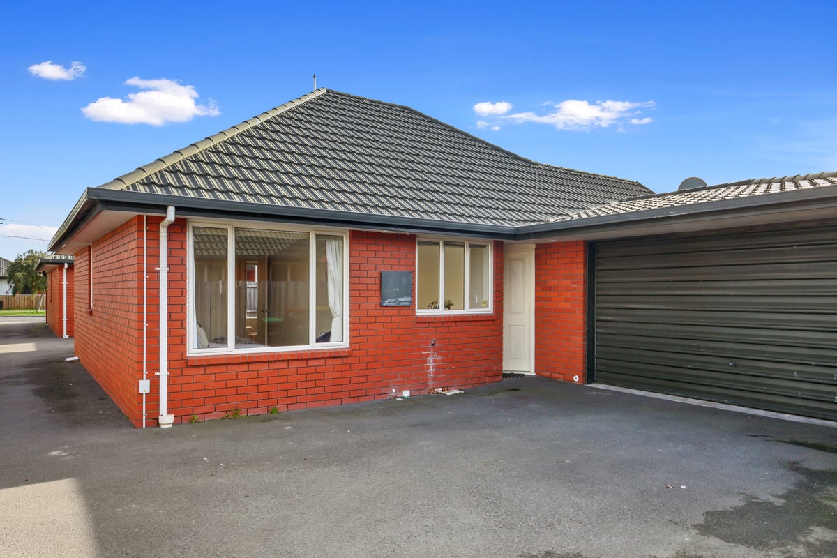 2/28 Braddon Street, Addington, Christchurch - Carousel 12