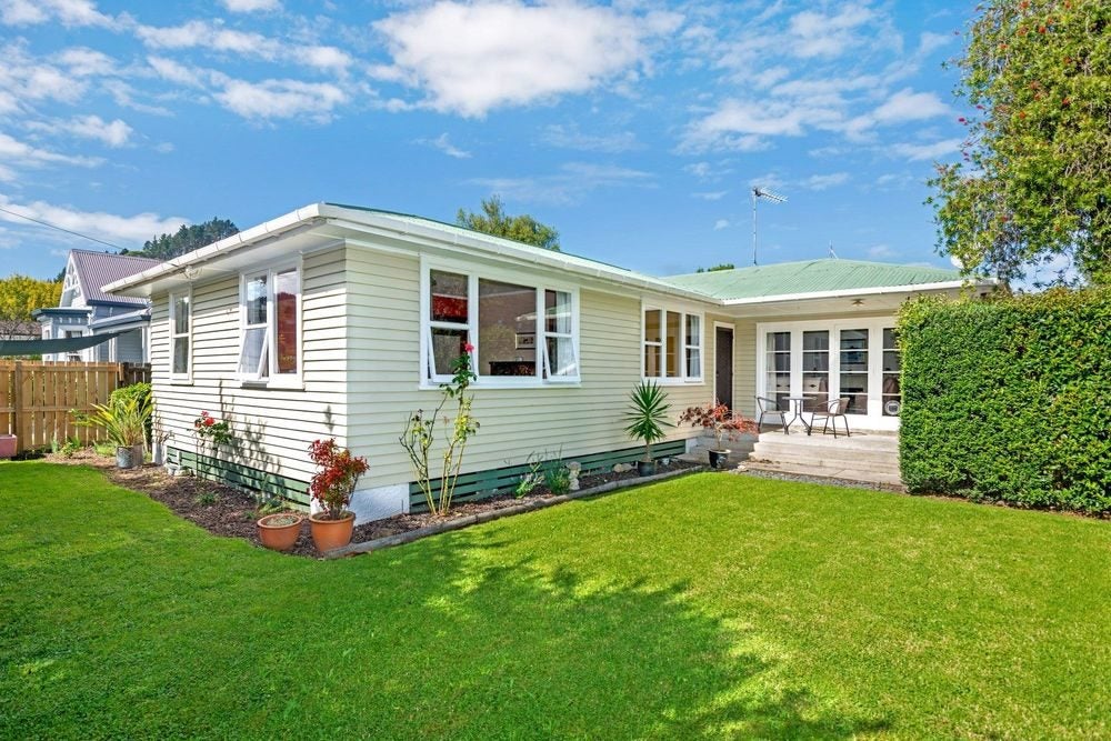 123 Ballance Street, Whataupoko, Gisborne - Carousel 1