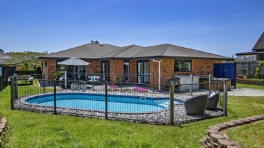 10 Chatsfield Place, Kamo, Whangarei - Carousel 1
