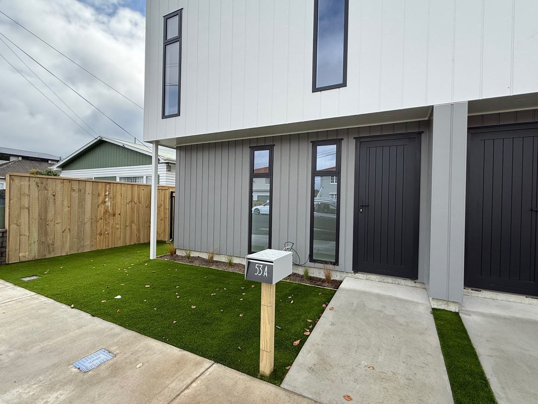 53 Porutu Street, Fairfield, Lower Hutt - Carousel 1