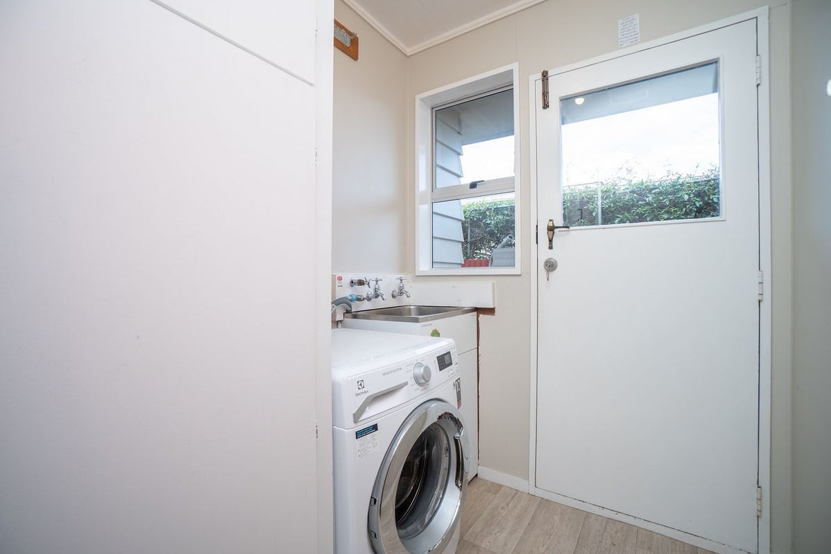 46A Maxwells Line, Awapuni, Palmerston North - Carousel 10