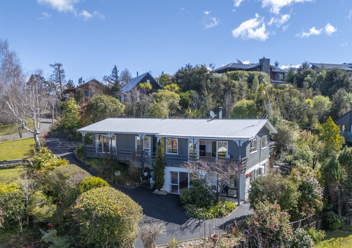 22 Denby Place, Hanmer Springs, Hanmer Springs - Carousel 1