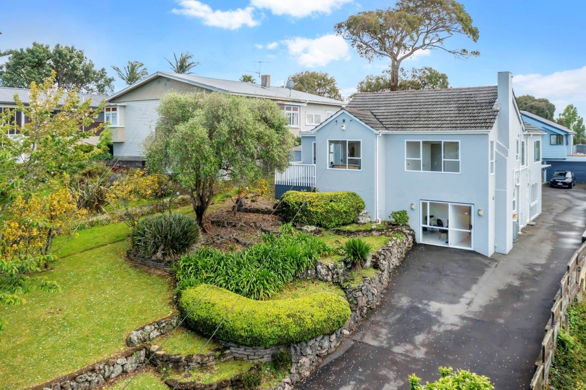 37 Rawhiti Road, One Tree Hill, Auckland - Carousel 1