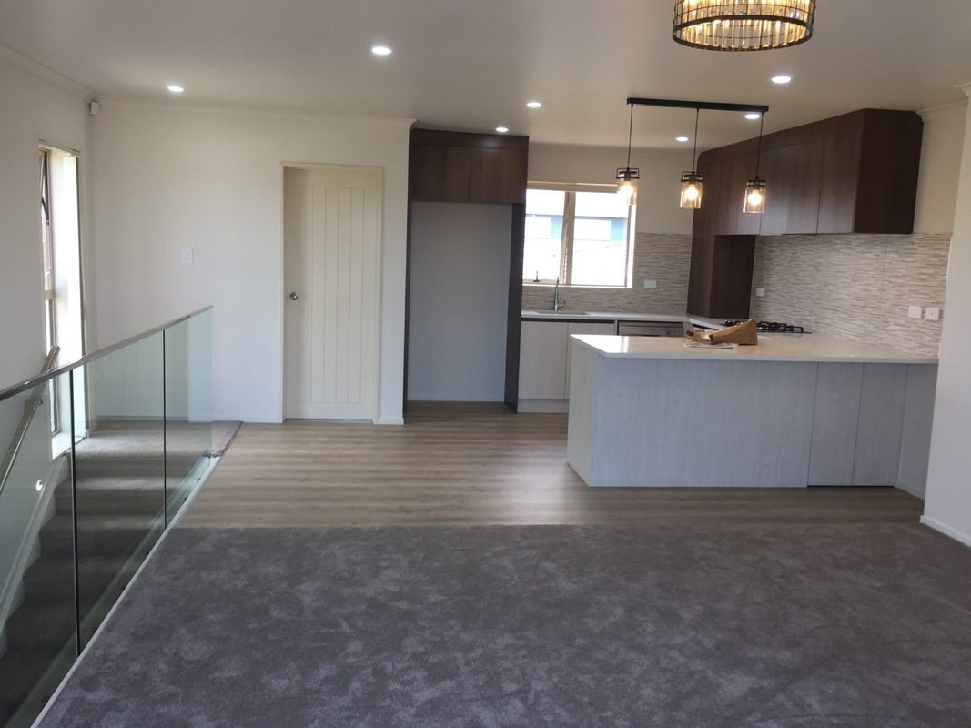 1 Freedom Lane, Beachlands, Auckland - Carousel 2