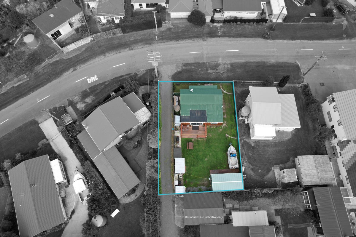 9 Campbell Terrace, Motunau, Greta Valley - Carousel 2