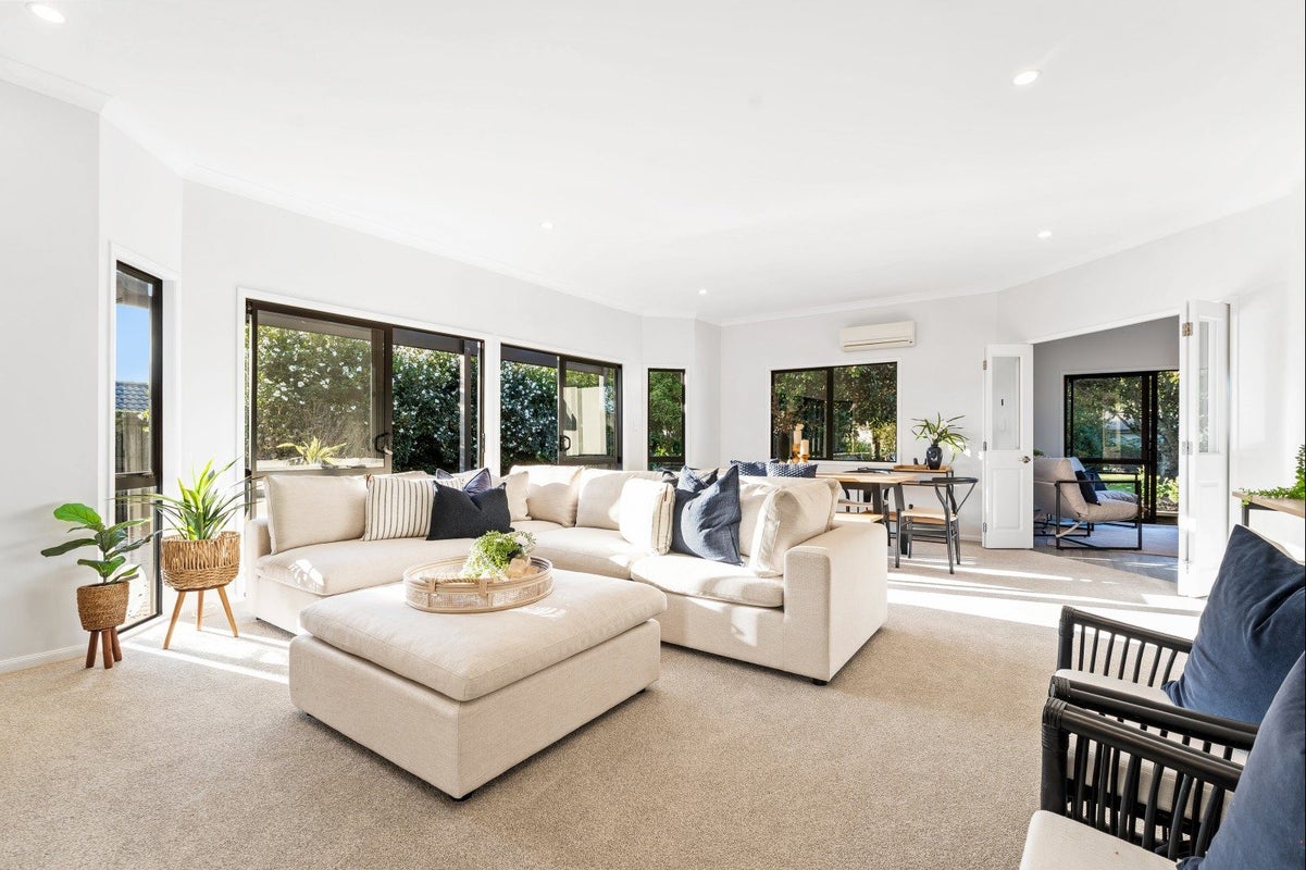 16 Ashmore Crescent, Warkworth, Warkworth - Carousel 2