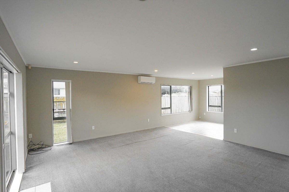 27 Oratu Place, Manurewa, Auckland - Carousel 2