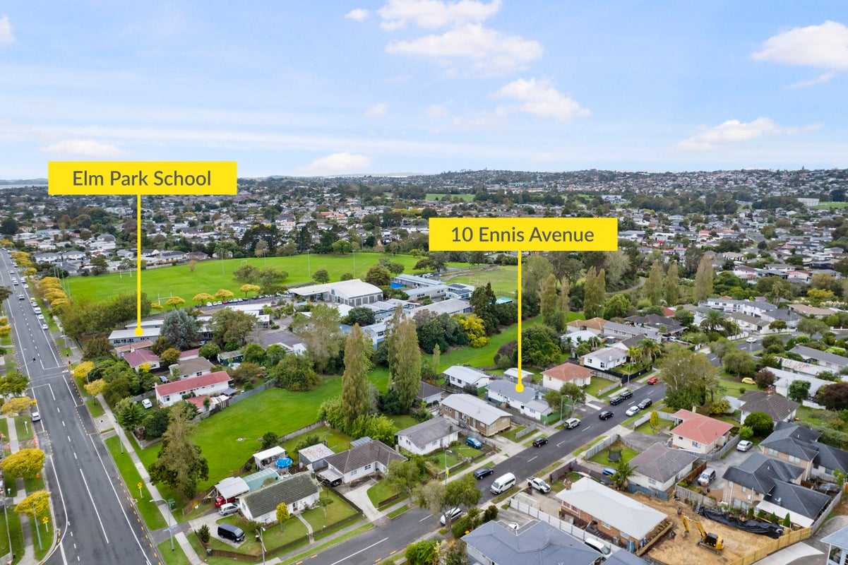 10 Ennis Avenue, Pakuranga Heights, Auckland - Carousel 1