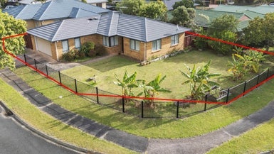 5 Courtvale Place, Flat Bush, Auckland - Carousel 1