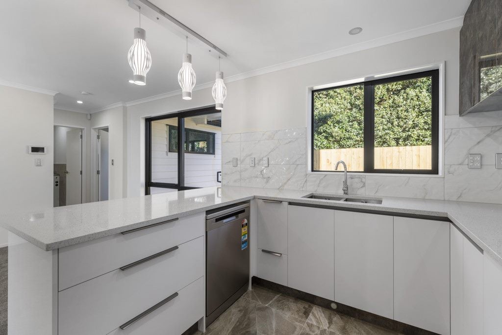 31B Martin Road, Manurewa, Auckland - Carousel 23