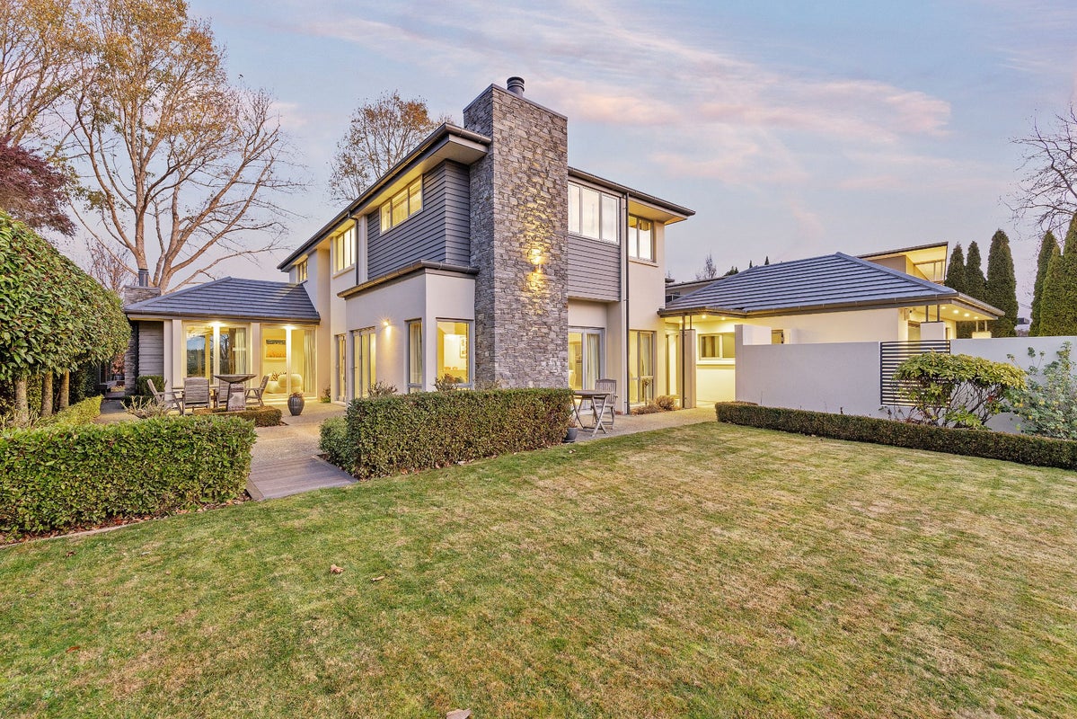 3 Ryjac Lane, Northwood, Christchurch - Carousel 1