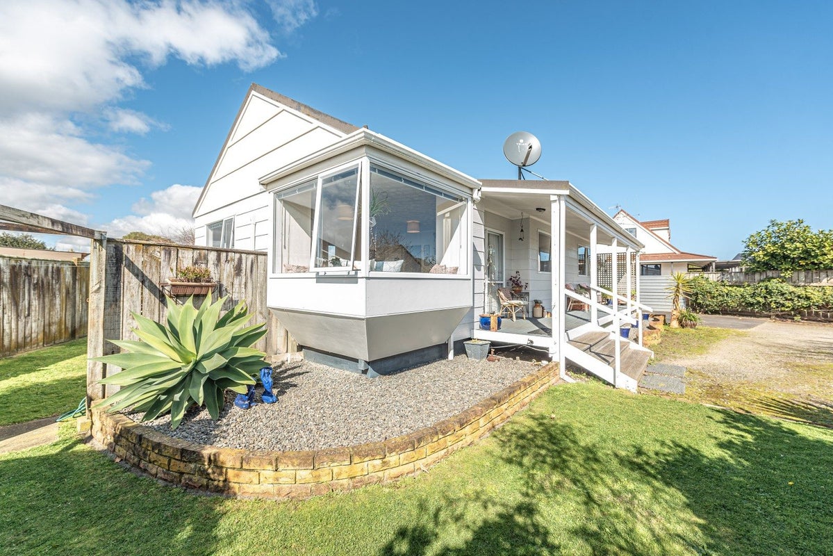 3B Sheffield Place, Springvale, Whanganui - Carousel 2