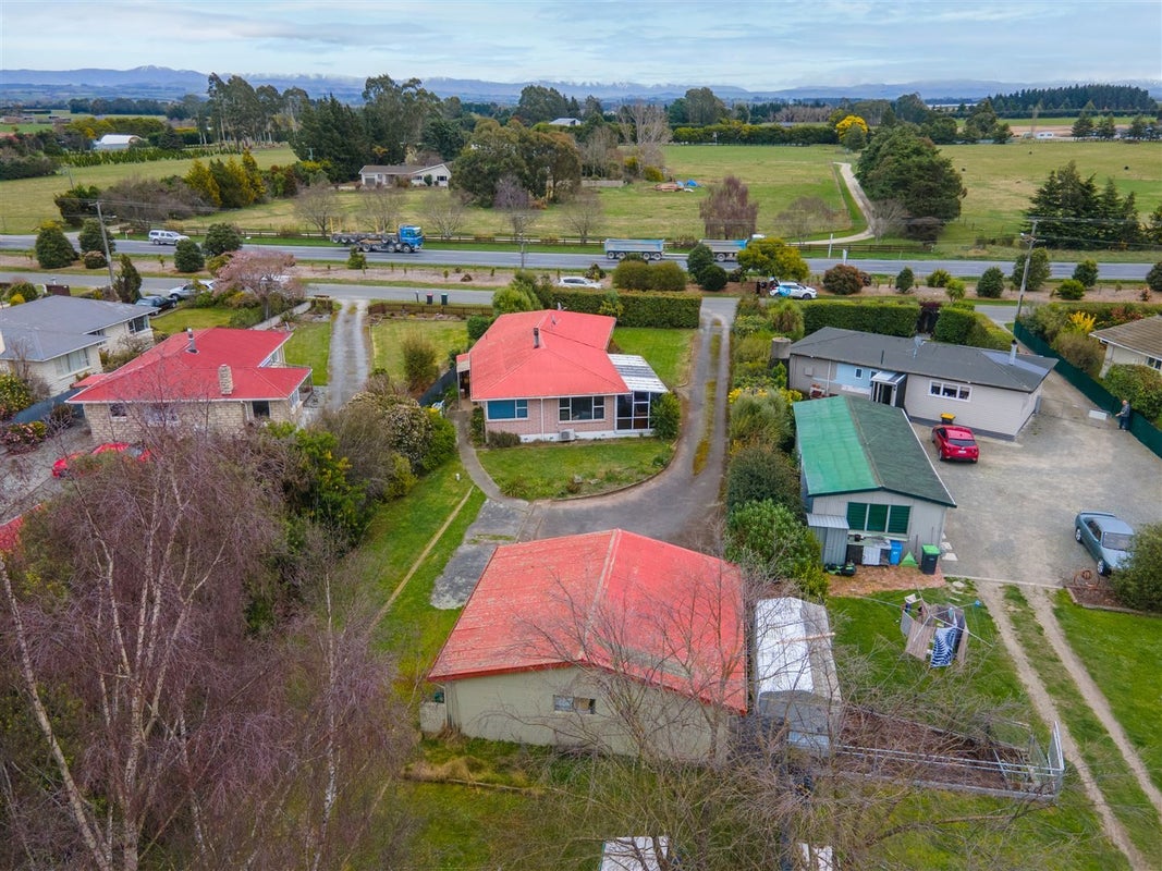 38 Acacia Drive, Levels - Carousel 12