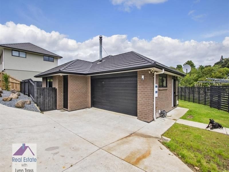 8 Cole Terrace, Kamo, Whangarei - Carousel 1