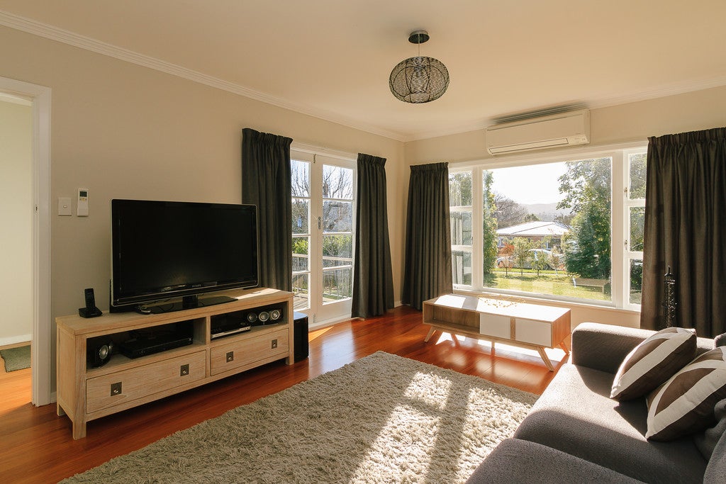 34 Manuka Street, Stokes Valley, Lower Hutt - Carousel 2