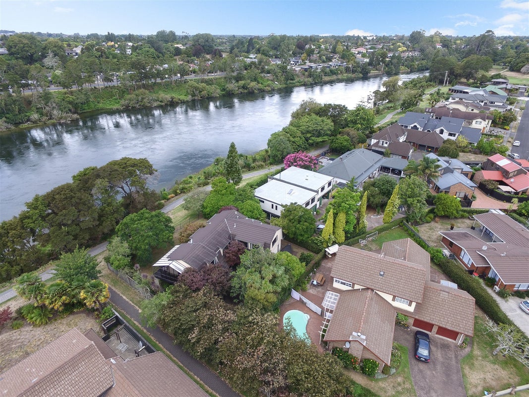 58 Delamare Road, St Andrews, Hamilton - Carousel 22