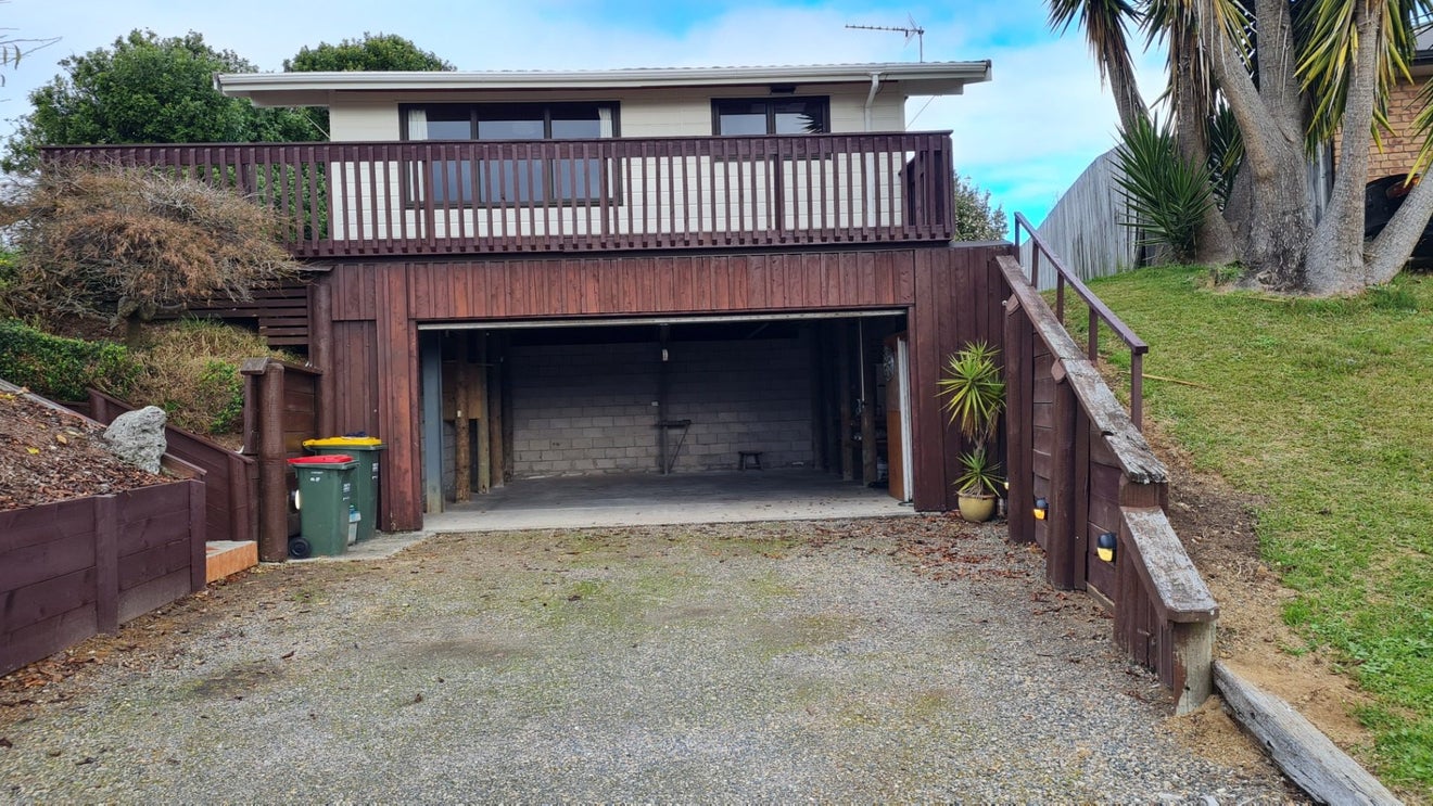 29 Velma Crescent, Nawton, Hamilton - Carousel 2