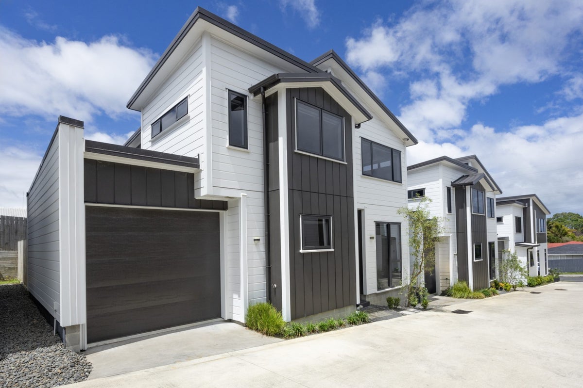 58C Cormack Street, Mount Roskill, Auckland - Carousel 1