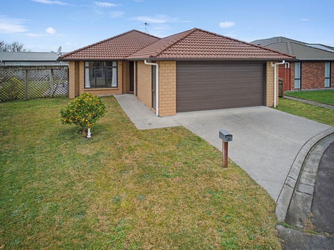 32 Kinder Place, Ngongotaha, Rotorua - Carousel 1