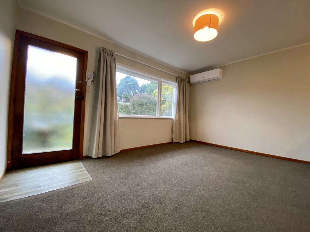 3 Kingsford Road, Mount Eden, Auckland - Carousel 2