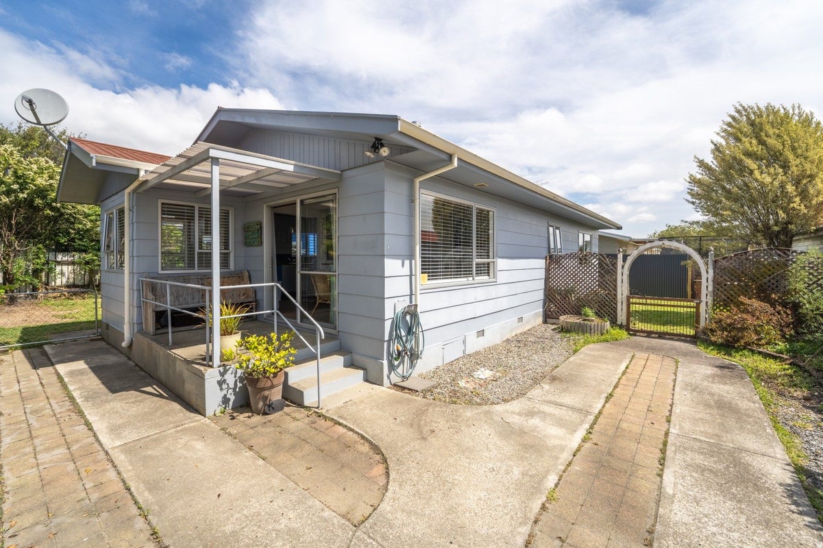 2/46 Croucher Street, Richmond, Richmond - Carousel 1