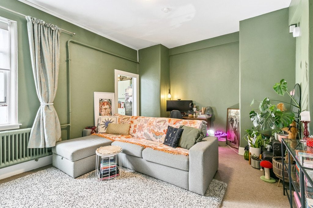 28/3 Aro Street, Aro Valley, Wellington - Carousel 2