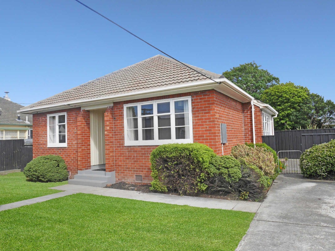 15 McCombs Street, Somerfield, Christchurch - Carousel 1