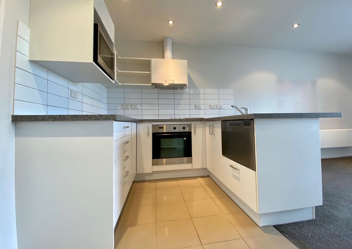 7D/71 Spencer Road, Oteha, Auckland - Carousel 2