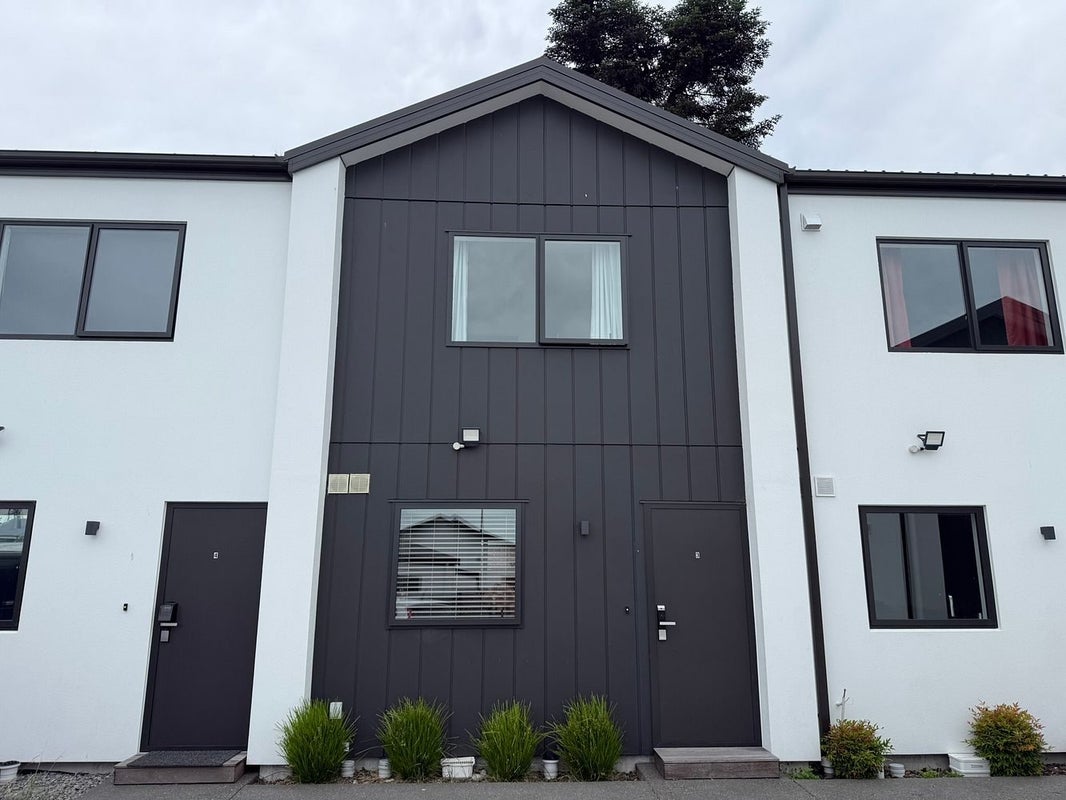 6/304 Waterloo Road, Hornby, Christchurch - Carousel 1