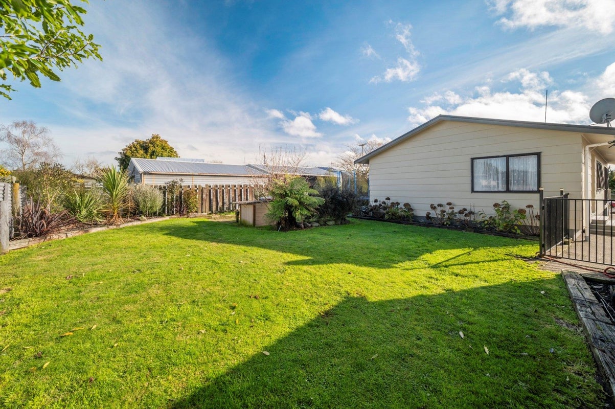 19 Aspen Place, Owhata, Rotorua - Carousel 16