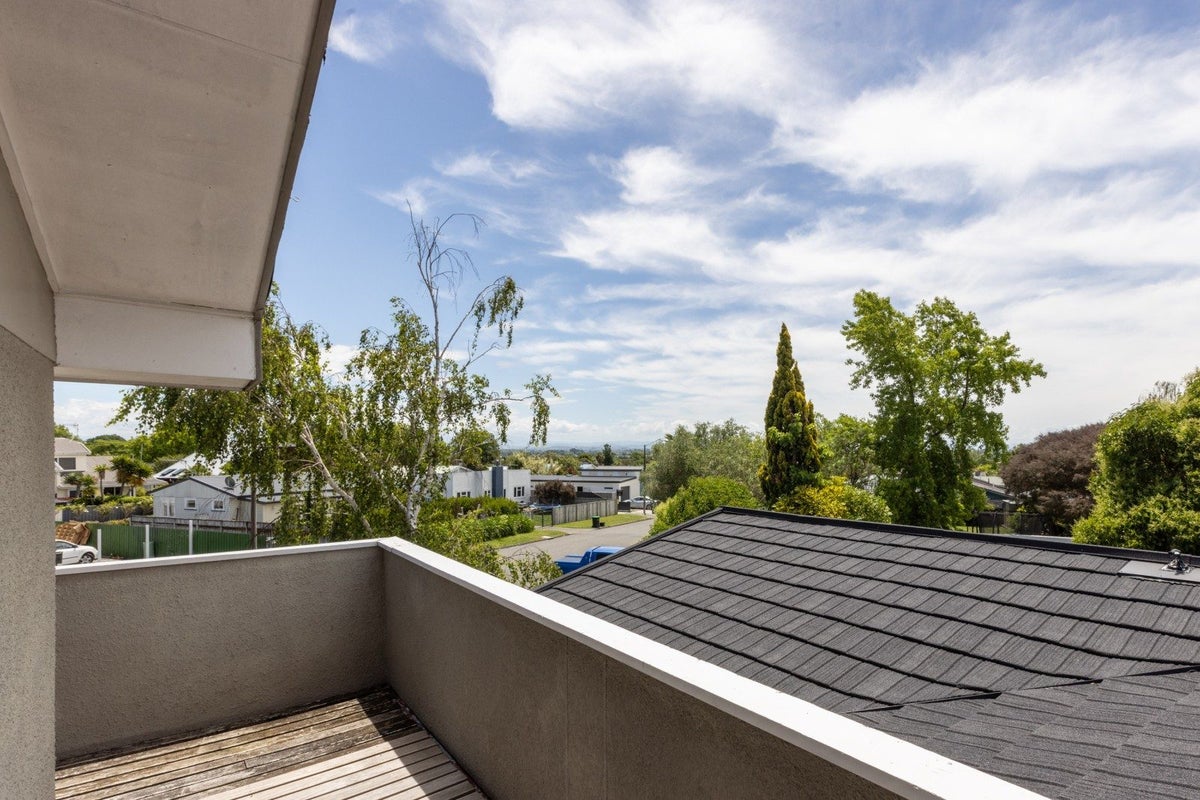 2 Belmont Street, Havelock North, Havelock North - Carousel 13