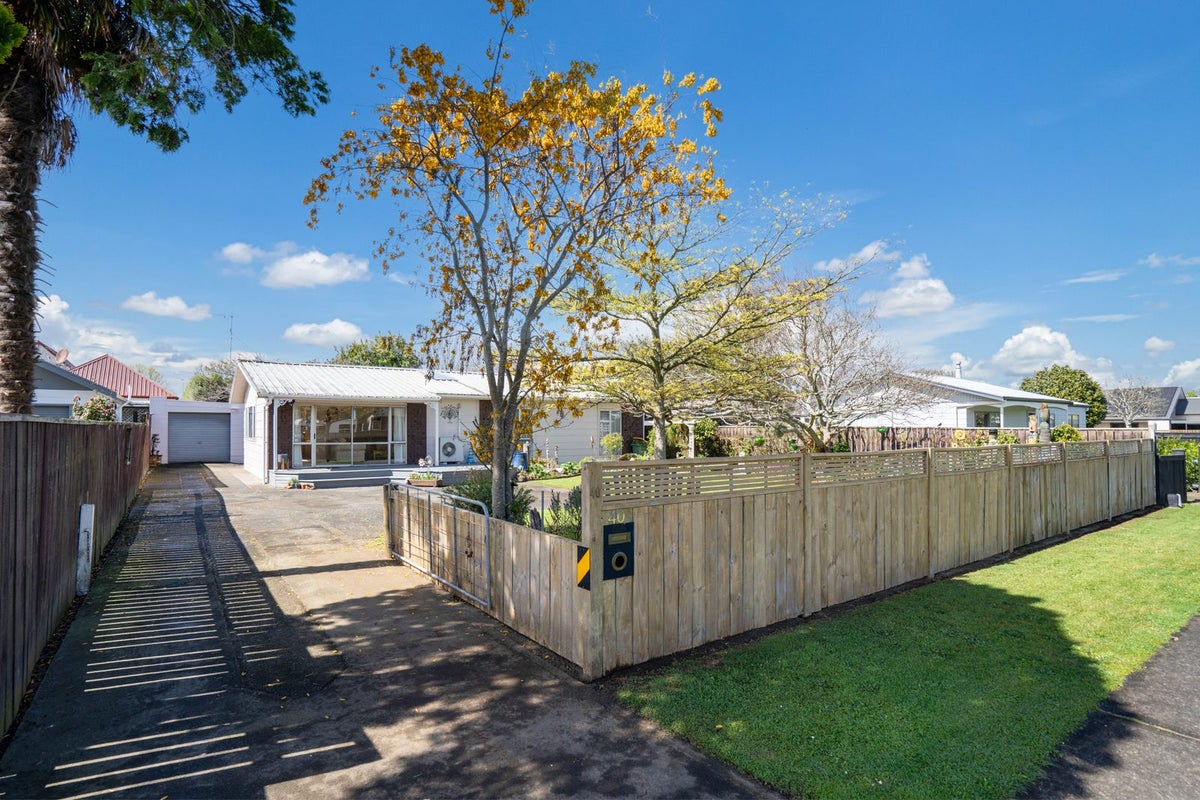 40 Southey Street, Cambridge, Waipa, Waikato - Carousel 1