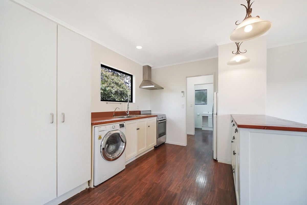 18 Pinotage Place, Huapai, Kumeu - Carousel 2