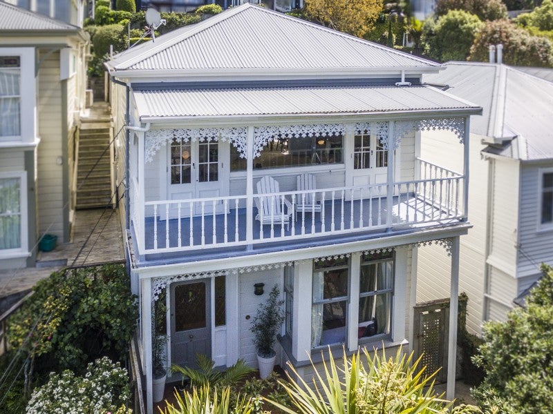 26 Talavera Terrace, Kelburn, Wellington - Carousel 1