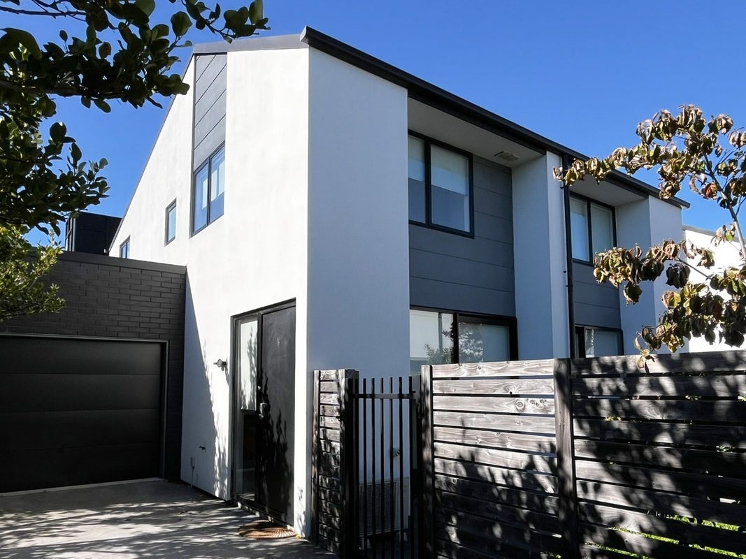 14 Verlamio Lane, Edgeware, Christchurch - Carousel 1