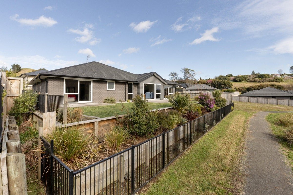 107 Adler Drive, Ohauiti, Tauranga - Carousel 27