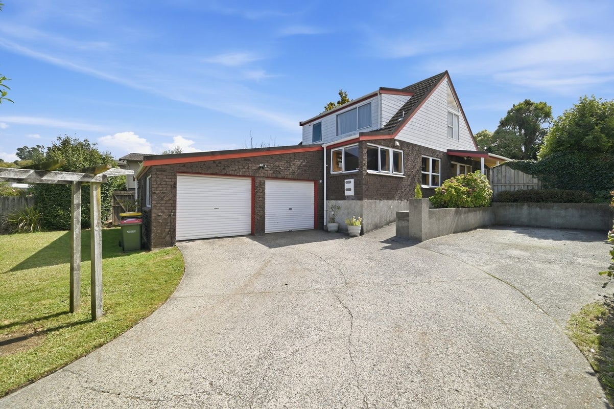 20 Hathor Street, Pomare, Rotorua - Carousel 1